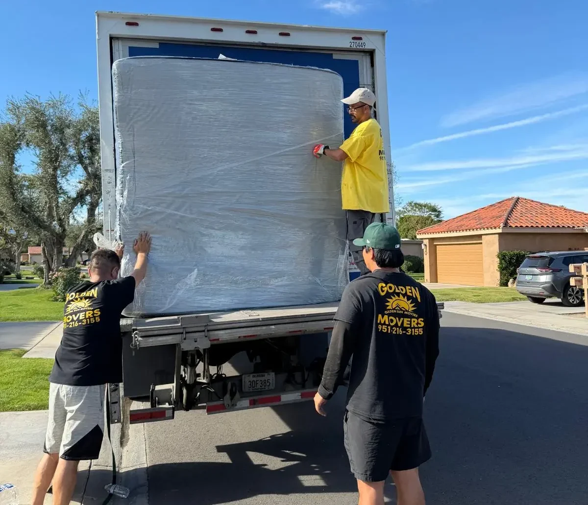 Loading & Unloading Moving Company